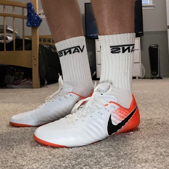 Nike Tiempo Legend 7 Cleats